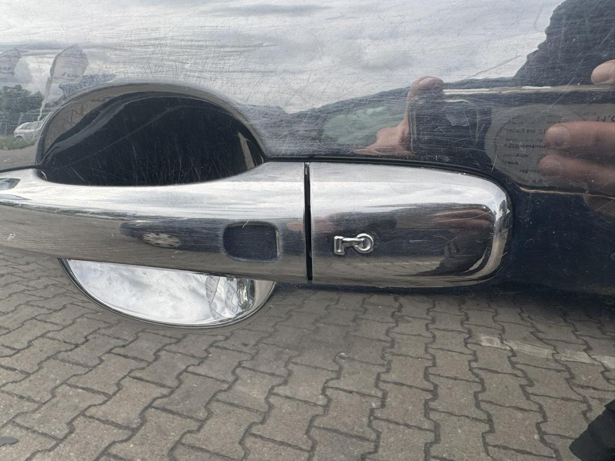 Volvo V60 original T&uuml;r vorn links 01900 Black Stone Rohbau Bj.2011